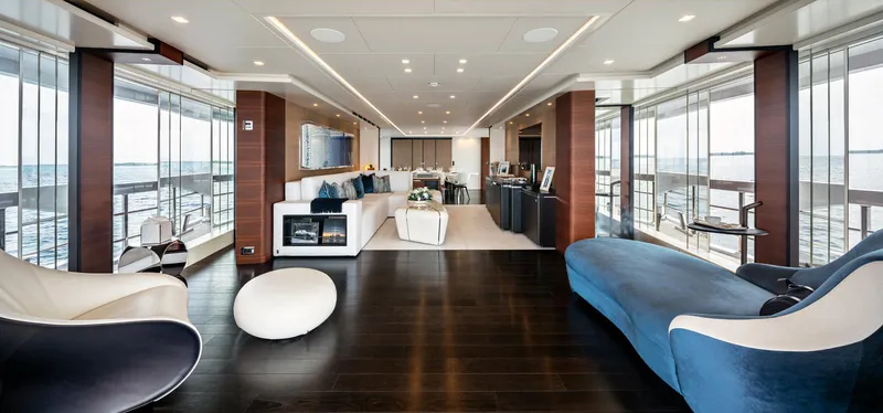 Slide: The Image of 164' Heesen 2021 (ELA) Main Salon - 4