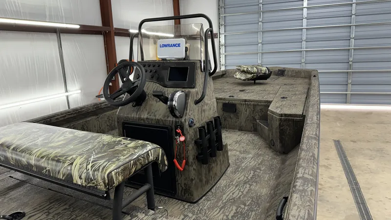 Slide: The Image of Ranger RB210 2024 - 11