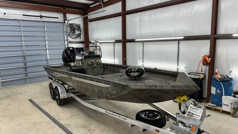 Slide: The Image of Ranger RB210 2024 - 6