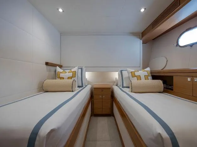 Slide: The Image of Hatteras 100 Raised Pilothouse 2015 - 125