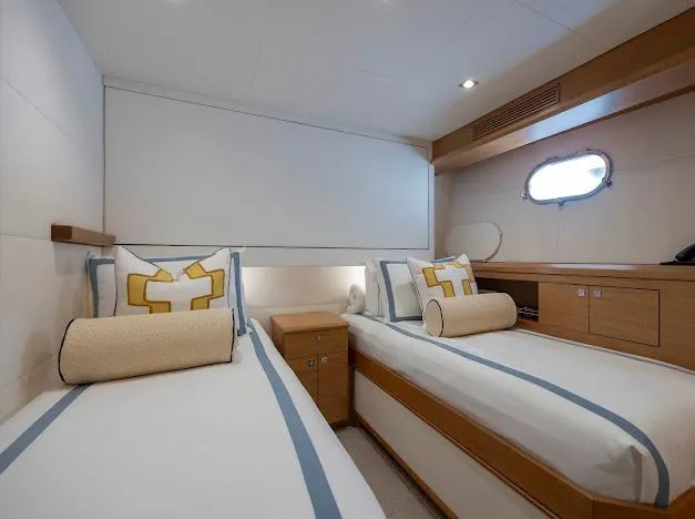 Slide: The Image of Hatteras 100 Raised Pilothouse 2015 - 126