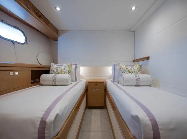 Slide: The Image of Hatteras 100 Raised Pilothouse 2015 - 131