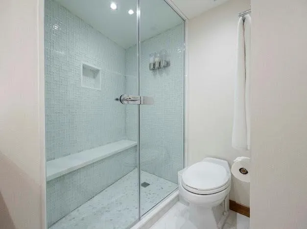 Slide: The Image of Hatteras 100 Raised Pilothouse 2015 - 142