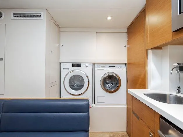 Slide: The Image of Hatteras 100 Raised Pilothouse 2015 - 155