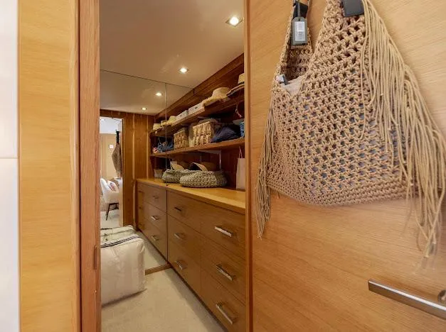 Slide: The Image of Hatteras 100 Raised Pilothouse 2015 - 167