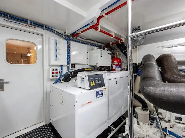 Slide: The Image of Hatteras 100 Raised Pilothouse 2015 - 181