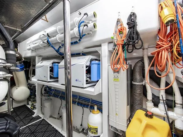 Slide: The Image of Hatteras 100 Raised Pilothouse 2015 - 189