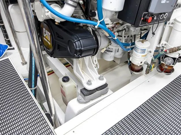 Slide: The Image of Hatteras 100 Raised Pilothouse 2015 - 191