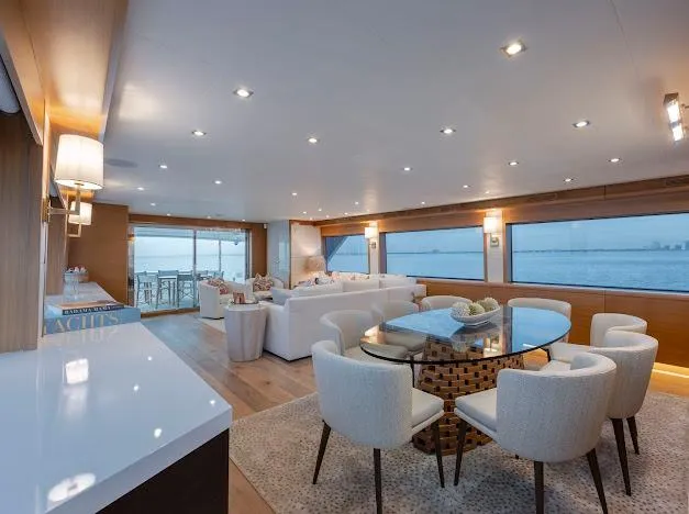 Slide: The Image of Hatteras 100 Raised Pilothouse 2015 - 64