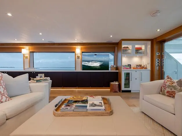 Slide: The Image of Hatteras 100 Raised Pilothouse 2015 - 75