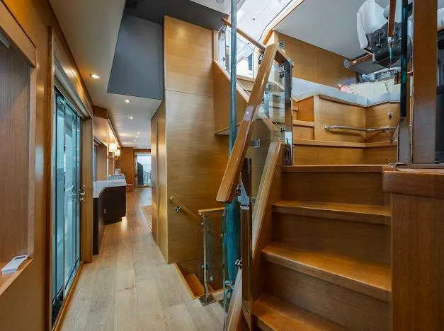 Slide: The Image of Hatteras 100 Raised Pilothouse 2015 - 80