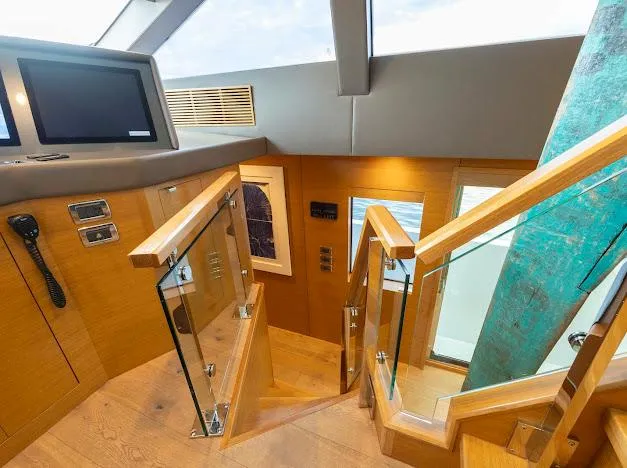 Slide: The Image of Hatteras 100 Raised Pilothouse 2015 - 83