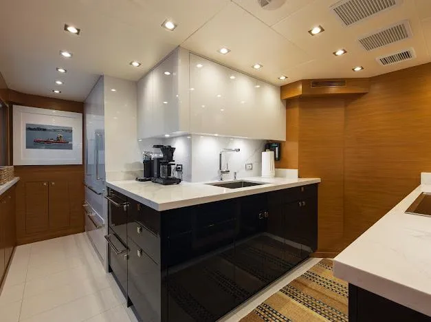 Slide: The Image of Hatteras 100 Raised Pilothouse 2015 - 95