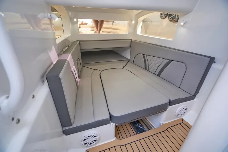 Slide: The Image of Midnight Express 43 Open 2018 - 51