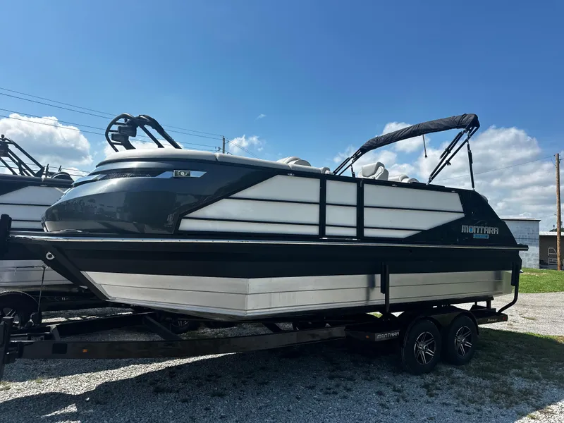 The Image of Montara 23 SURF BOSS 2.0 2024 - 2