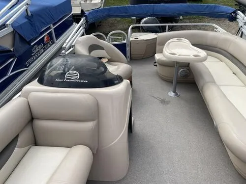 Slide: The Image of 2016 Sun Tracker Fishin' Barge 20 DLX interior with seating and helm. - 8