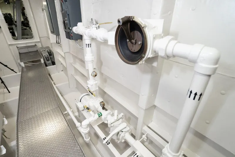 Slide: The Image of Dakota Creek Catamaran Helicopter Capable 1999 - 66