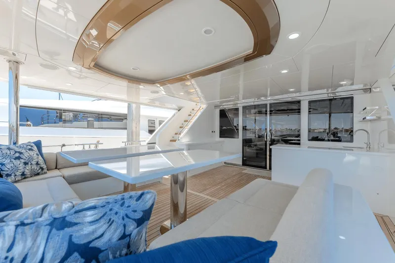 Slide: The Image of Ocean Alexander 100 2018 - 14