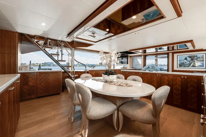 Slide: The Image of Ocean Alexander 100 2018 - 27