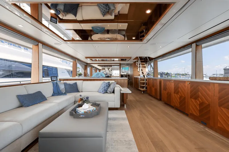 Slide: The Image of Ocean Alexander 100 2018 - 30