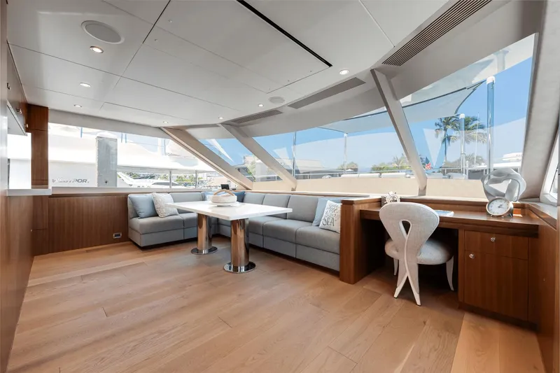Slide: The Image of Ocean Alexander 100 2018 - 39