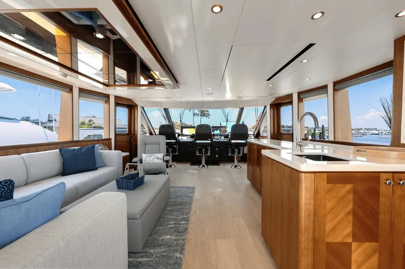 Slide: The Image of Ocean Alexander 100 2018 - 45