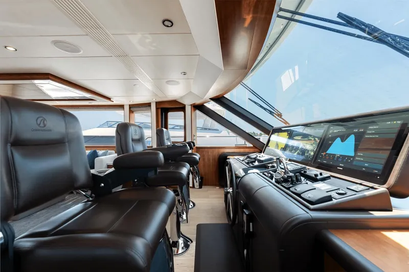 Slide: The Image of Ocean Alexander 100 2018 - 46