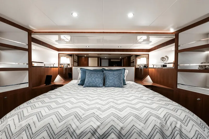 Slide: The Image of Ocean Alexander 100 2018 - 63