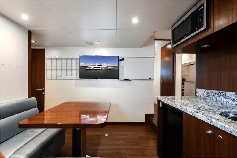 Slide: The Image of Ocean Alexander 100 2018 - 75