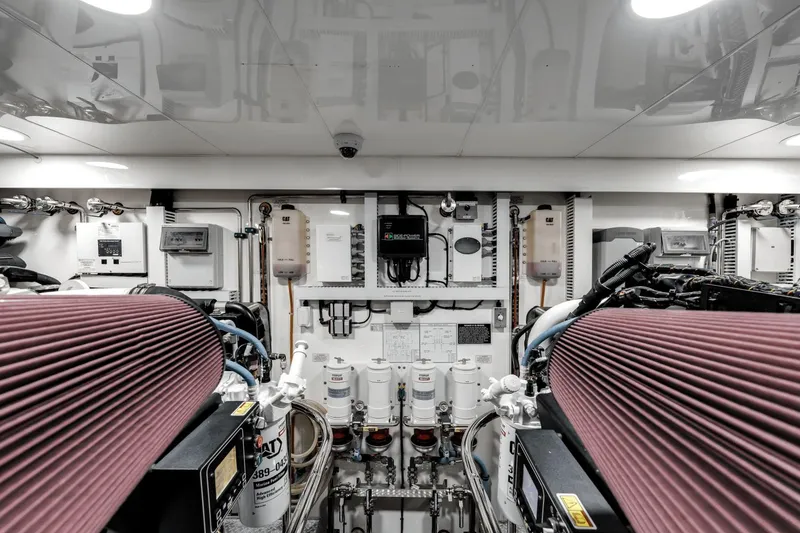 Slide: The Image of Ocean Alexander 100 2018 - 82
