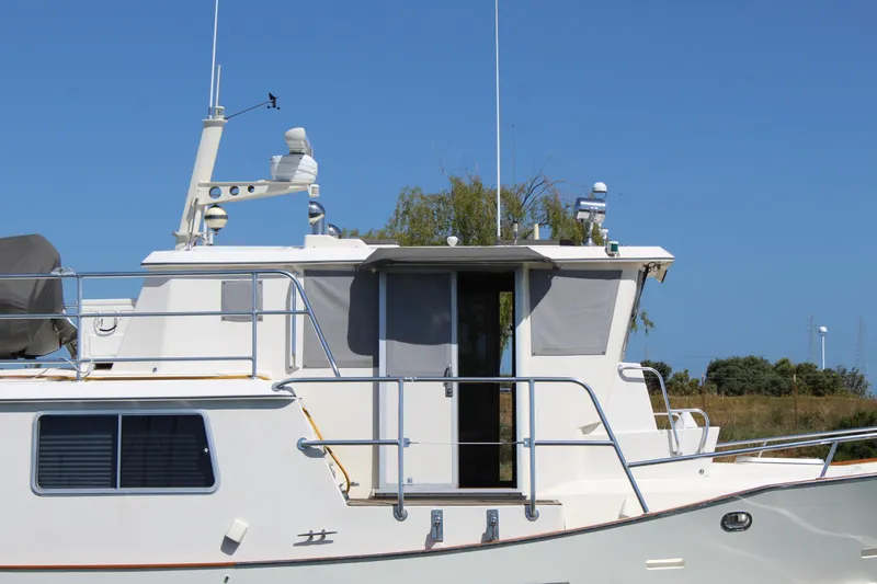 Slide: The Image of 1999 Cherubini Independence 50 yacht, side view. - 2