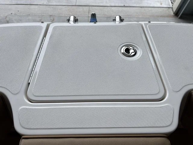 Slide: The Image of Bayliner DX 2050 2024 - 25