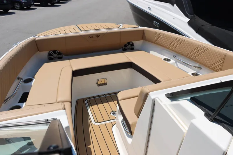 Slide: The Image of Sea Ray 270SDN 2024 - 21