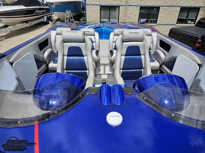 Slide: The Image of Catamaran Liquid Glass 41 2011 - 100