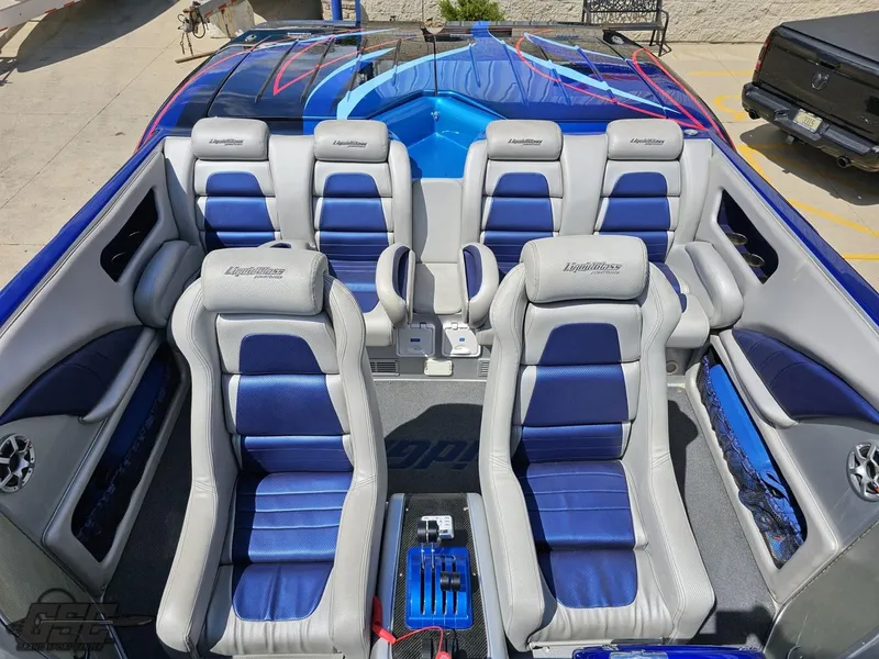 Slide: The Image of Catamaran Liquid Glass 41 2011 - 102