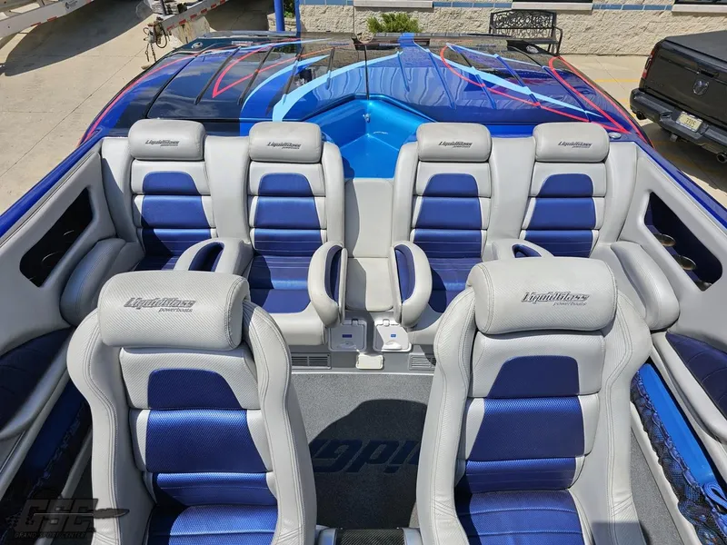 Slide: The Image of Catamaran Liquid Glass 41 2011 - 103