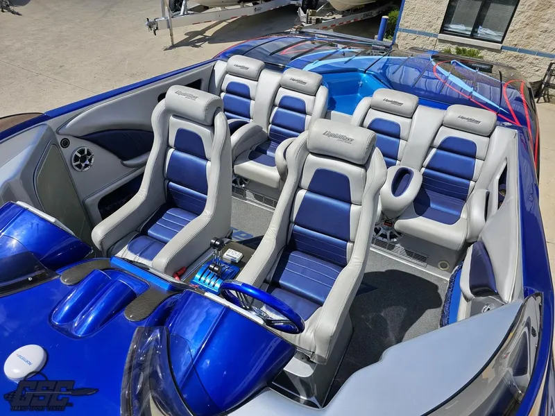 Slide: The Image of Catamaran Liquid Glass 41 2011 - 104