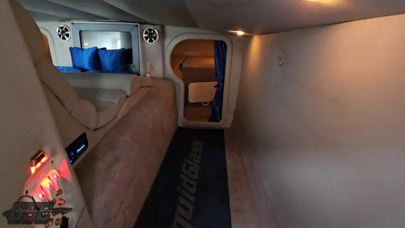 Slide: The Image of Catamaran Liquid Glass 41 2011 - 107