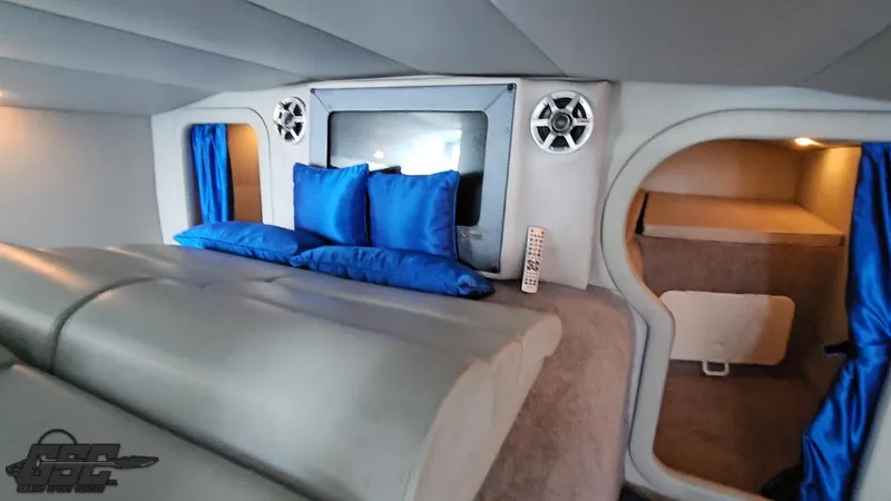 Slide: The Image of Catamaran Liquid Glass 41 2011 - 110