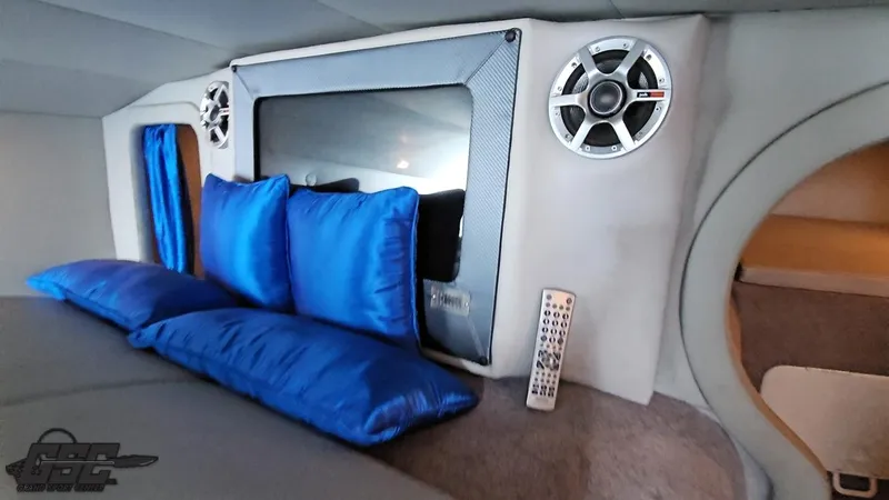 Slide: The Image of Catamaran Liquid Glass 41 2011 - 111