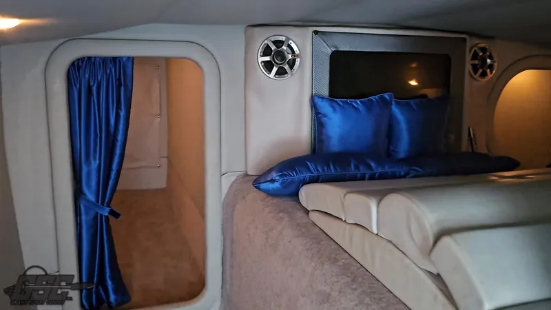 Slide: The Image of Catamaran Liquid Glass 41 2011 - 118