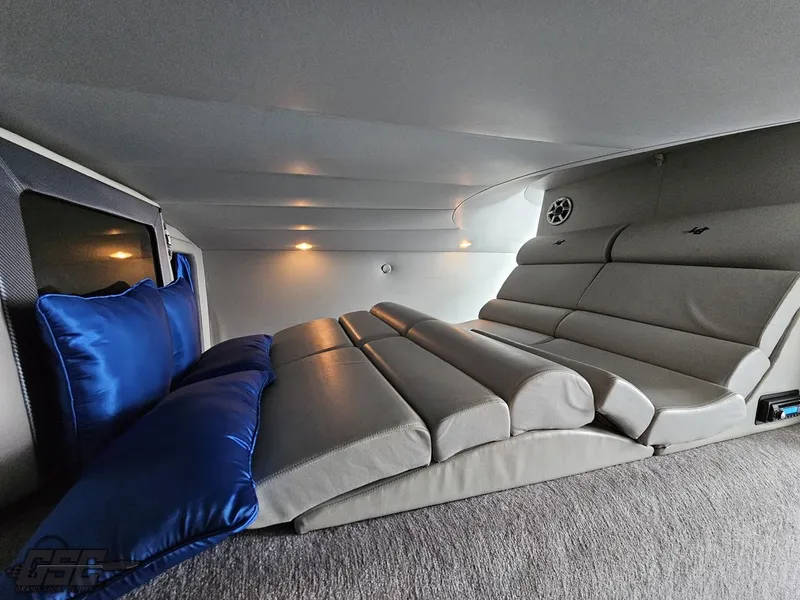 Slide: The Image of Catamaran Liquid Glass 41 2011 - 122