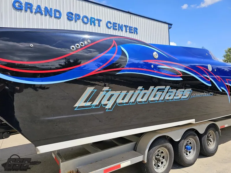 Slide: The Image of 2011 Catamaran Liquid Glass 41 boat at Grand Sport Center. - 13