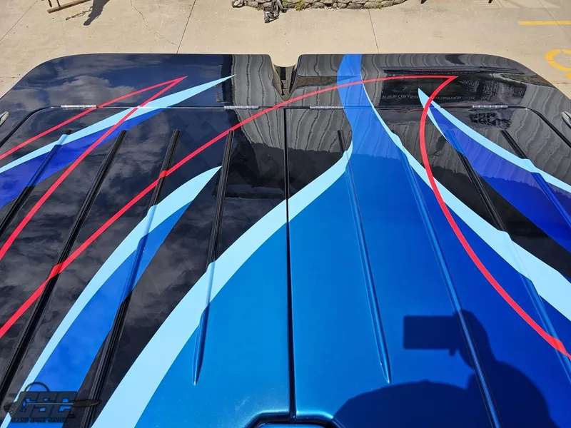 Slide: The Image of Catamaran Liquid Glass 41 2011 - 136