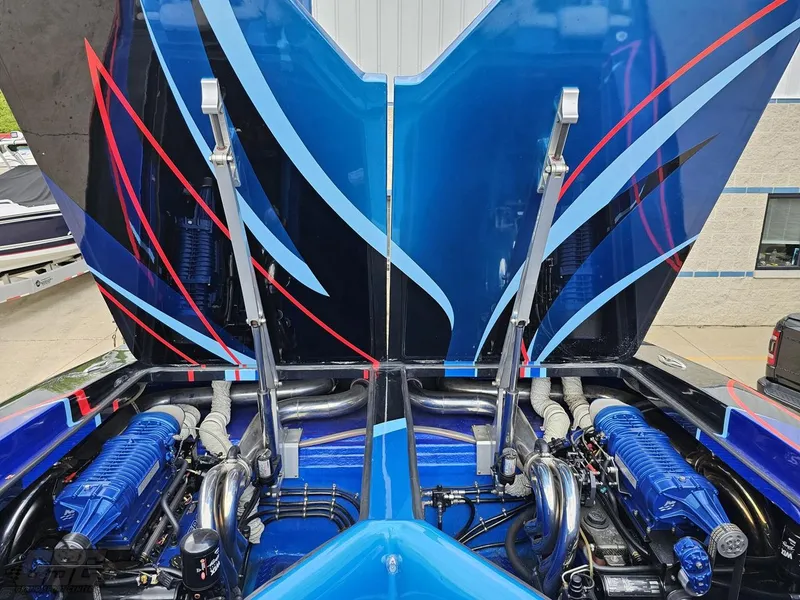 Slide: The Image of Catamaran Liquid Glass 41 2011 - 140