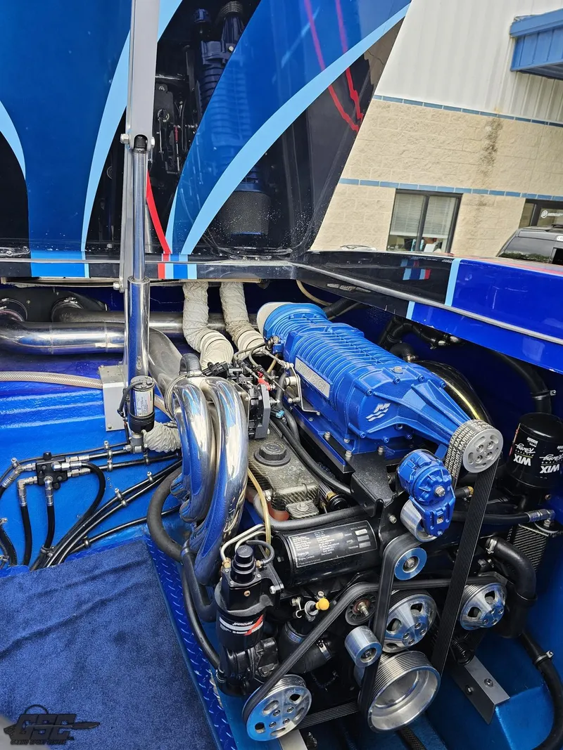 Slide: The Image of Catamaran Liquid Glass 41 2011 - 143