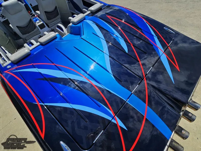 Slide: The Image of Catamaran Liquid Glass 41 2011 - 54