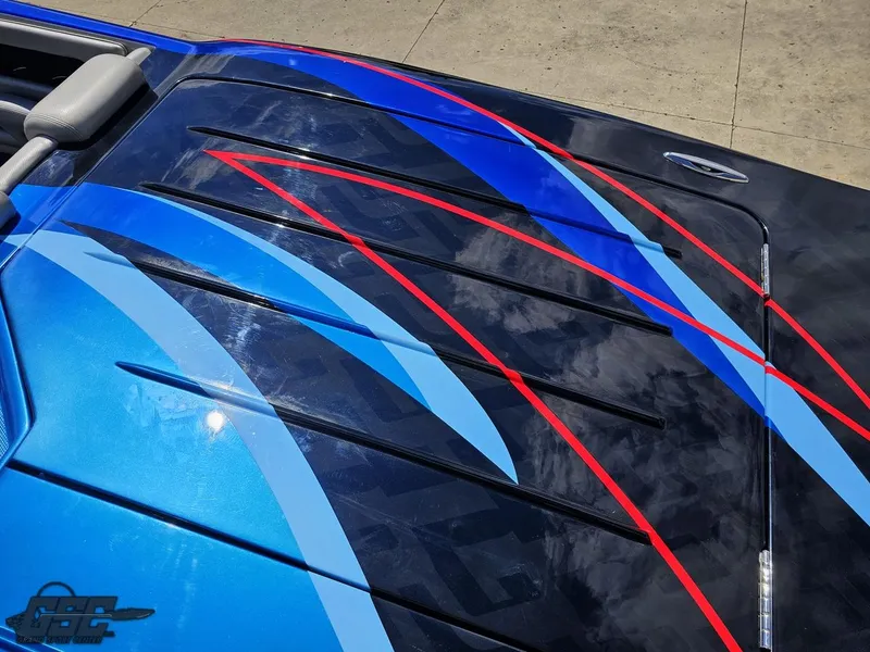 Slide: The Image of Catamaran Liquid Glass 41 2011 - 58