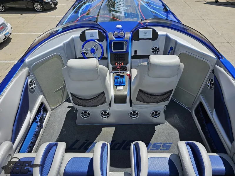 Slide: The Image of Catamaran Liquid Glass 41 2011 - 63