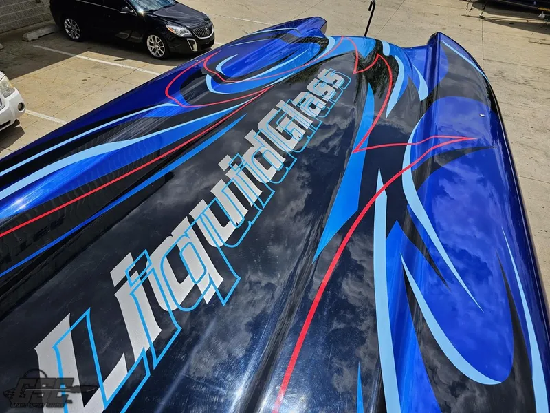 Slide: The Image of Catamaran Liquid Glass 41 2011 - 89